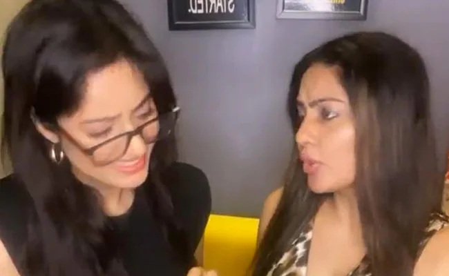 दीपिका सिंह का Funny Video हुआ वायरल, बॉयफ्रेंड पर दोस्त को यूं देती दिखीं लेक्चर