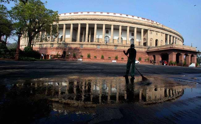 संसद मॉनसून सत्र Live Updates:पेगासस मु्द्दे पर विपक्ष का हंगामा जारी, दोनों सदनों की कार्यवाही दोपहर 2 बजे तक स्‍थगित