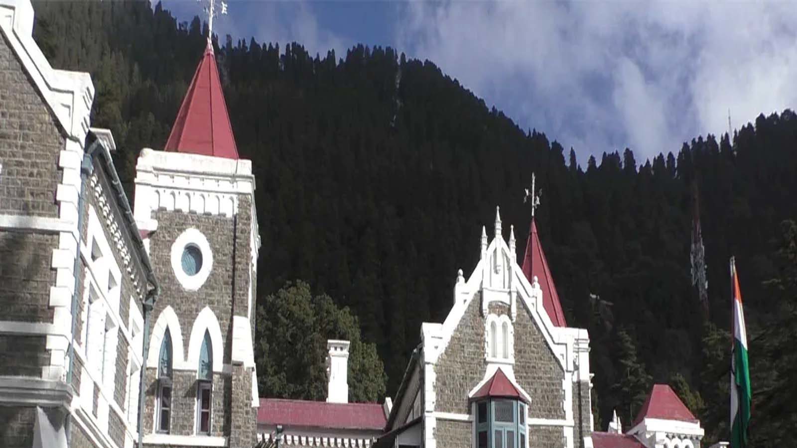 Teachers Jobs : उत्तराखंड हाईकोर्ट ने एलटी ग्रेड शिक्षकों की भर्ती पर लगाई रोक