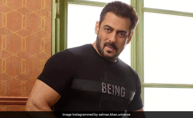 मुस्लिम बहुल इलाकों में कोरोना टीके को लेकर हिचक!, सलमान खान की मदद लेगी महाराष्‍ट्र सरकार