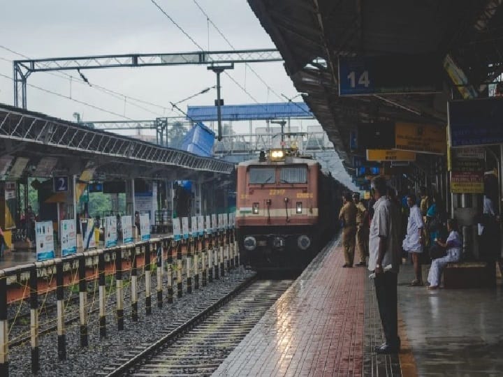 रेलवे की प्रतियोगी परीक्षाओं के लिए कर रहे हैं तैयारी तो इन किताबों से मिलेगी सफलता
