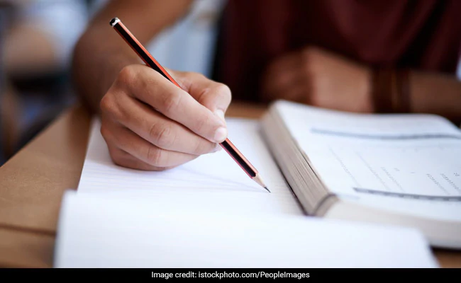 Gujarat Board: गुजरात बोर्ड ने जारी किया जीयूजेसीईटी आंसर-की, 30 अप्रैल तक दर्ज करें आपत्ति