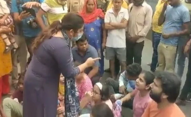 गाजियाबाद बस में स्कूली छात्र की मौत: RTO के 3 अफसर सस्पेंड, 51 पर केस दर्ज