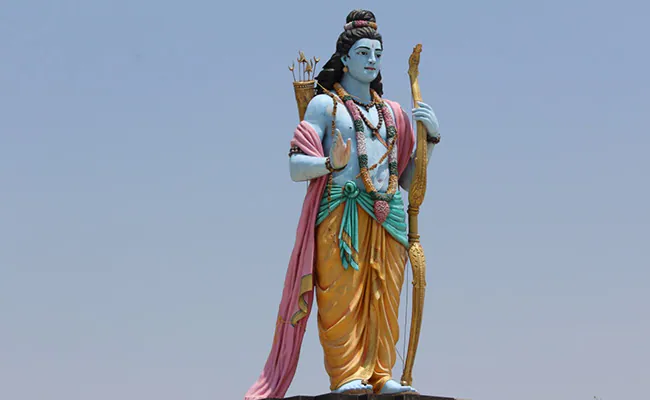 प्रोफेसर ने भगवान राम पर की आपत्तिजनक टिप्पणी, यूनिवर्सिटी ने किया बर्खास्त