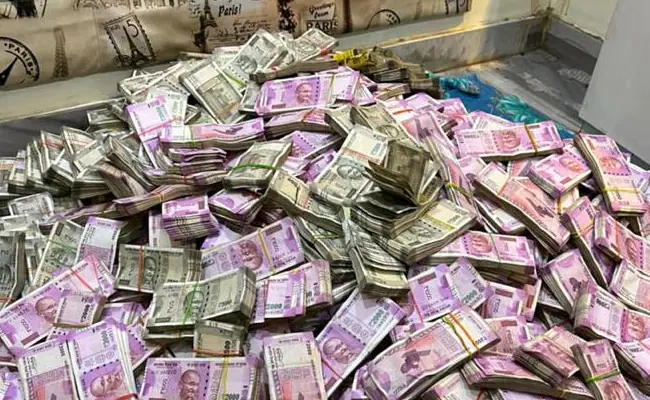 बिना मेरी जानकारी के मेरे घर में पैसा रखा गयाः अर्पिता मुखर्जी