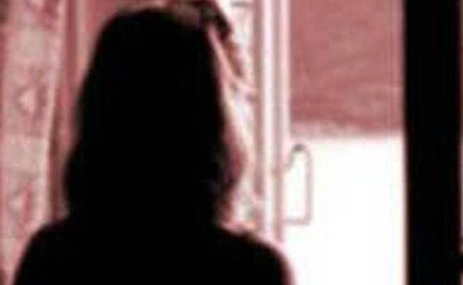 लड़की को तीन बार बेचा गया और हर बार दुष्कर्म का हुई शिकार, अब कॉलेज की पढ़ाई कर नई जिंदगी की शुरुआत