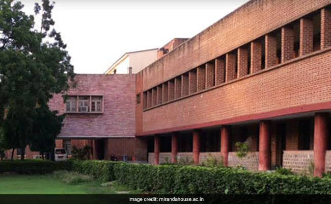 DU Recruitment 2022: डीयू के मिरांडा हाउंस में असिस्टेंट प्रोफेसर के पद पर निकली वैकेंसी, ऑनलाइन अप्लाई करें