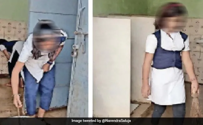 MP: स्कूल में छात्राओं ने साफ किया टॉयलेट, मंत्री ने दिए जांच के आदेश, वायरल हुई तस्वीर