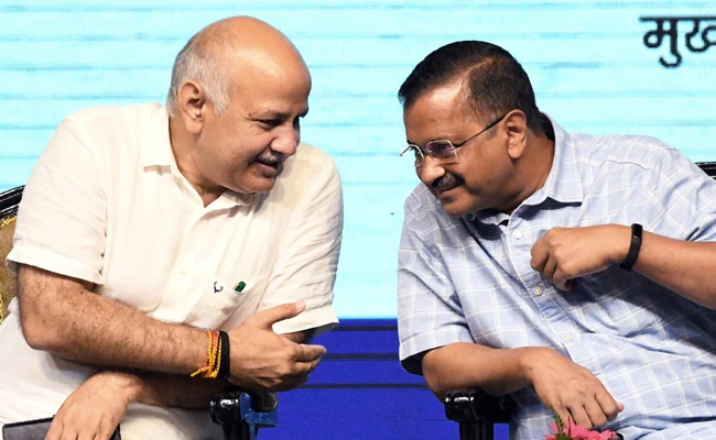 गुजरात चुनाव : AAP ने तेज़ किया चुनावी कैम्पेन, मनीष सिसोदिया करेंगे