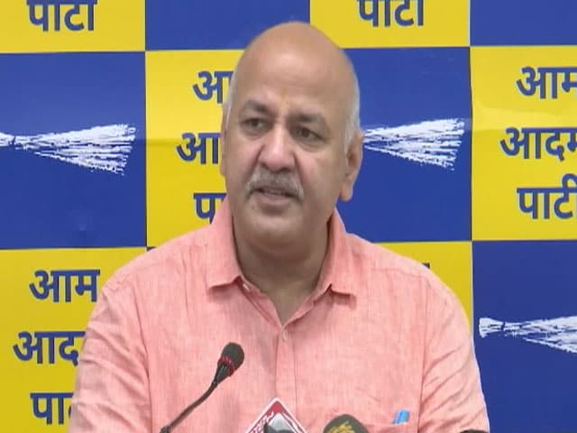 'दिल्ली की योगशाला' बंद कराने के मामले में BJP पर भड़के सिसोदिया, कल LG से करेंगे मुलाकात