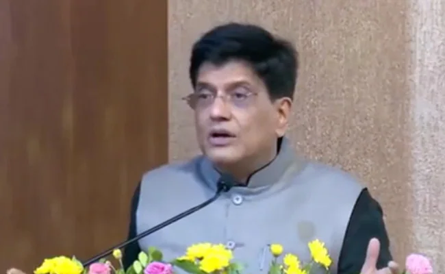 "ये देश गरीब हो ही नहीं सकता" : कोविड दौर को याद करते हुए बोले पीयूष गोयल 