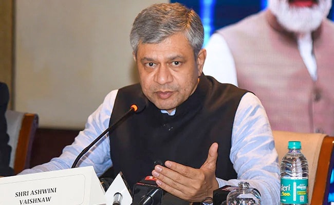 अगले दो साल में डिजिटल अर्थव्यवस्था में रोजगार एक करोड़ पार कर जाने का लक्ष्य: वैष्णव