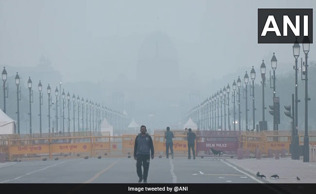 लगातार दूसरे दिन