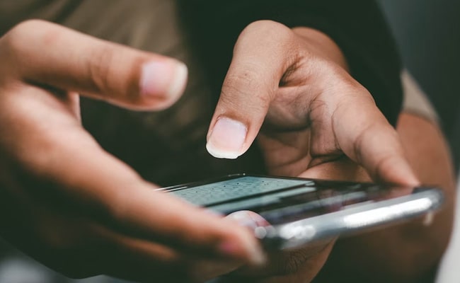 30 साल पहले 3 दिसंबर को भेजा गया था पहला SMS, ये था मैसेज
