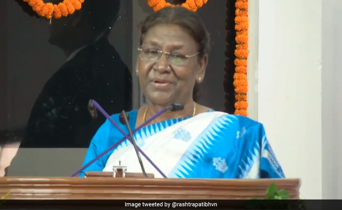योग विश्व समुदाय को भारत का अमूल्य उपहार : राष्ट्रपति द्रौपदी मुर्मू