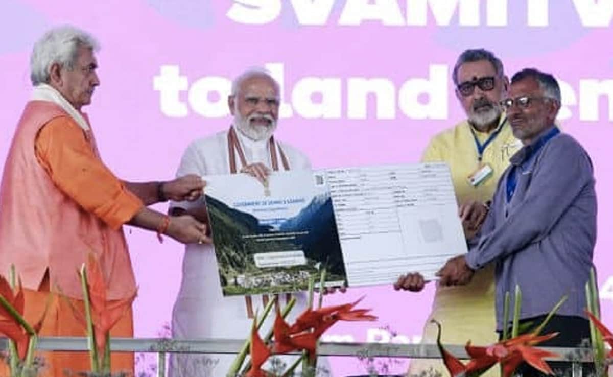 PM मोदी ने आर्टिकल 370 और 35(A) पर SC के फैसले के बाद लिखा लेख, यहां पढ़ें