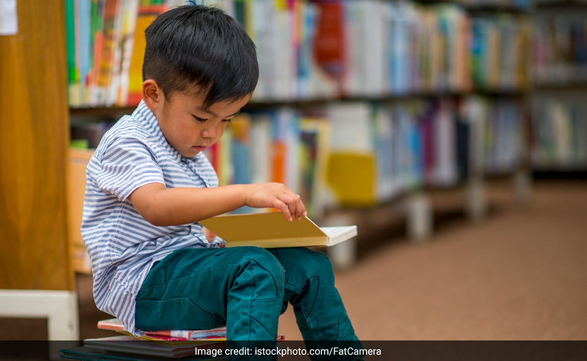 इन 3 विटामिन्स की कमी से बच्चे का पढ़ाई में नहीं बन पाता है फोकस, कंसंट्रेशन बढ़ाने के लिए उन्हें खिलाएं ये फूड्स