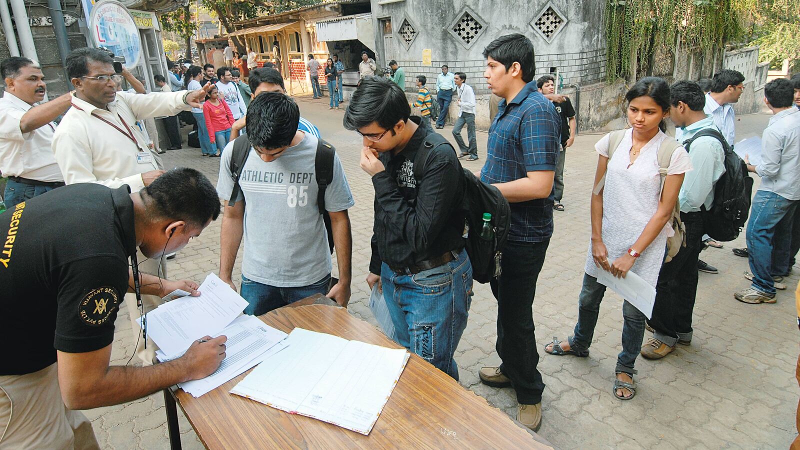 IIM CAP 2024: IIM Kashipur extends last date to submit application forms