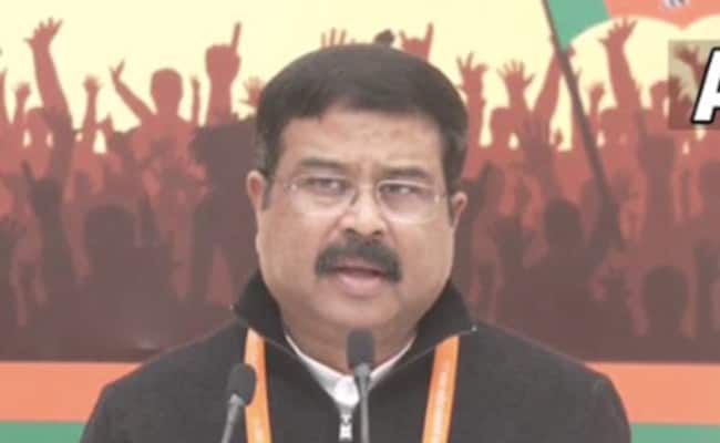 सत्र 2025-26 से छात्रों को बोर्ड परीक्षाओं में दो बार शामिल होने का विकल्प मिलेगा: धर्मेंद्र प्रधान