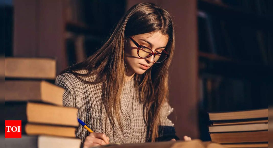 CBSE Class 12 Physics Exam 2024: 5 Key Topics You Must Not Fail to Revise | - Times of India