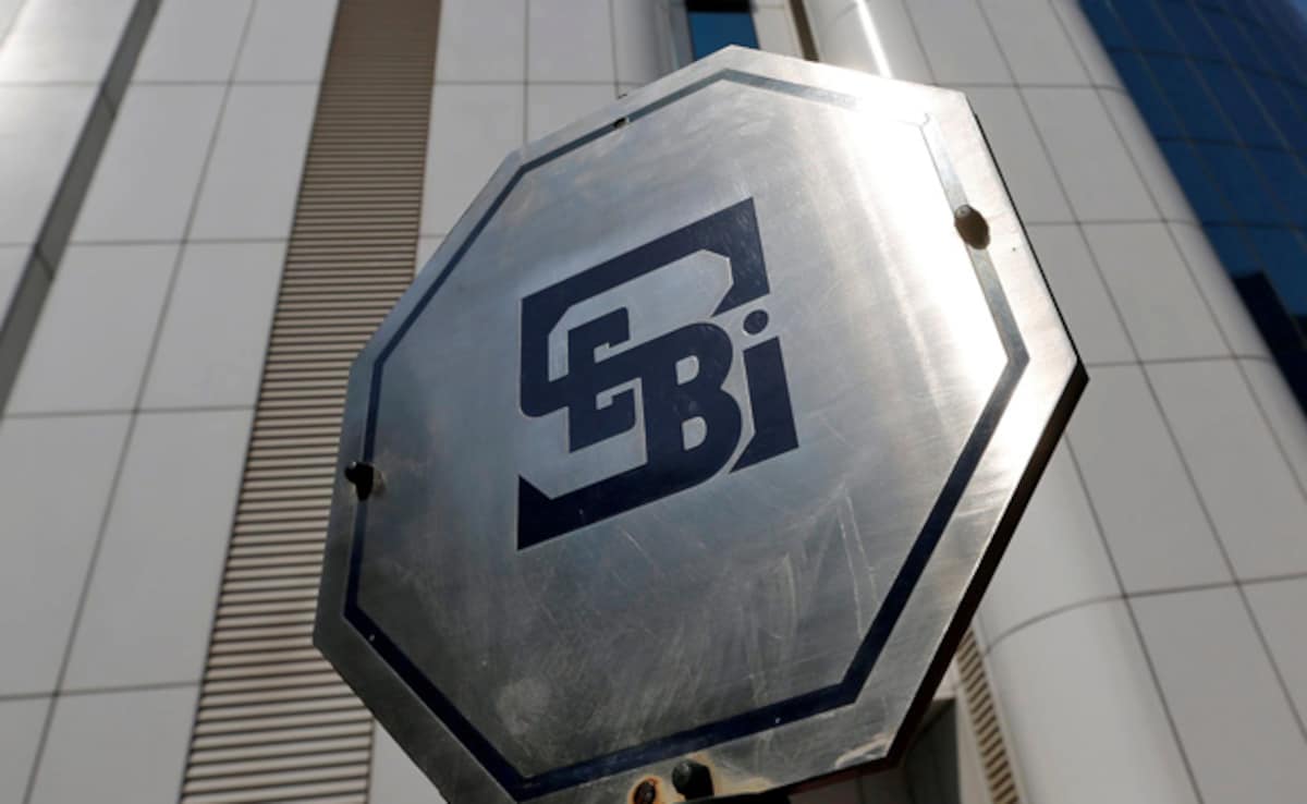 SEBI ने यूट्यूबर रवींद्र बालू भारती को शेयर बाजार से किया बैन,  12 करोड़ रुपये लौटाने का आदेश