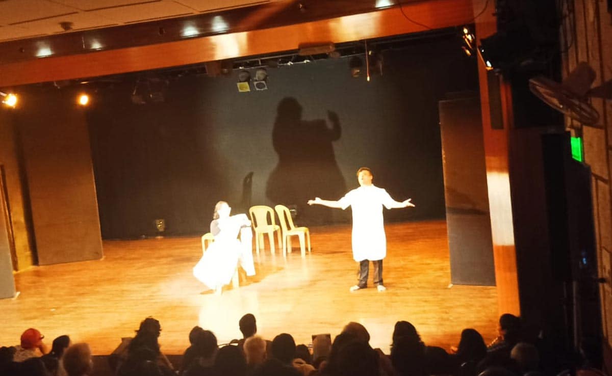 प्रियदर्शन के नाटक