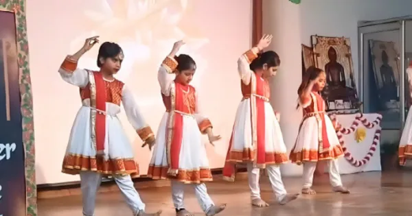 स्कूल में अभिभावकों के लिए प्रोग्राम सम्पन्न