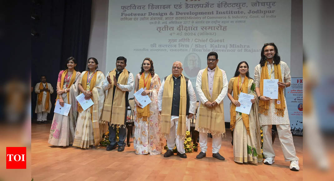 Rajasthan governor urges students to use their education to uplift nation, society - Times of India