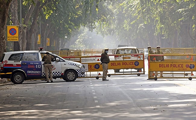 स्कूलों में बम की अफवाह: ISIS का हाथ होने का संदेह, दिल्ली पुलिस की स्पेशल सेल करेगी जांच