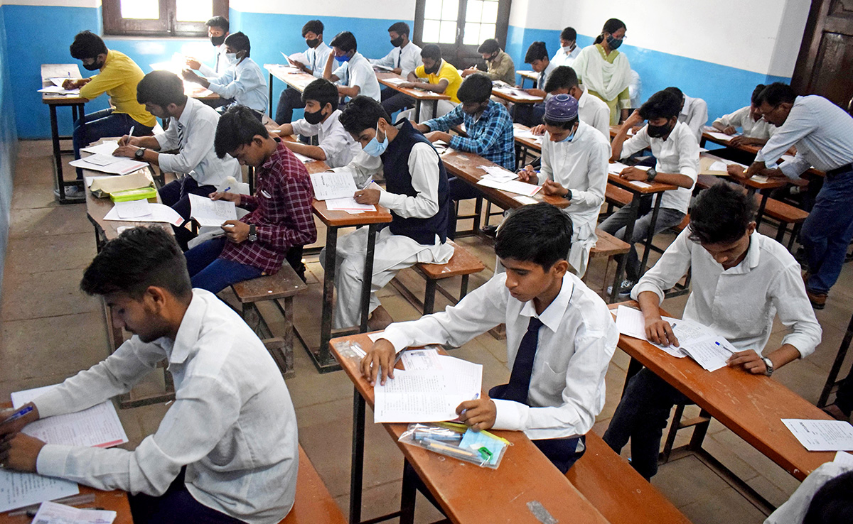 10वीं-12वीं में 2 बार एग्जाम! क्या है सरकार का यह प्लान, हर मां-बाप के लिए काम की जानकारी