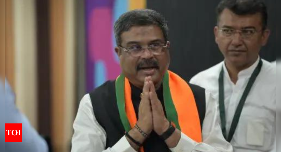 Education Minister Dharmendra Pradhan meets NEET aspirants amid exam controversy - Times of India