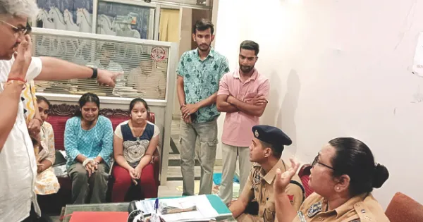 एजुकेशन कंसलटेंसी की आड़ में फर्जी डिग्रियां देने वाले तीन मास्टर माइंड पकड़े, ई-मित्र से 700 मार्कशीट बरामद