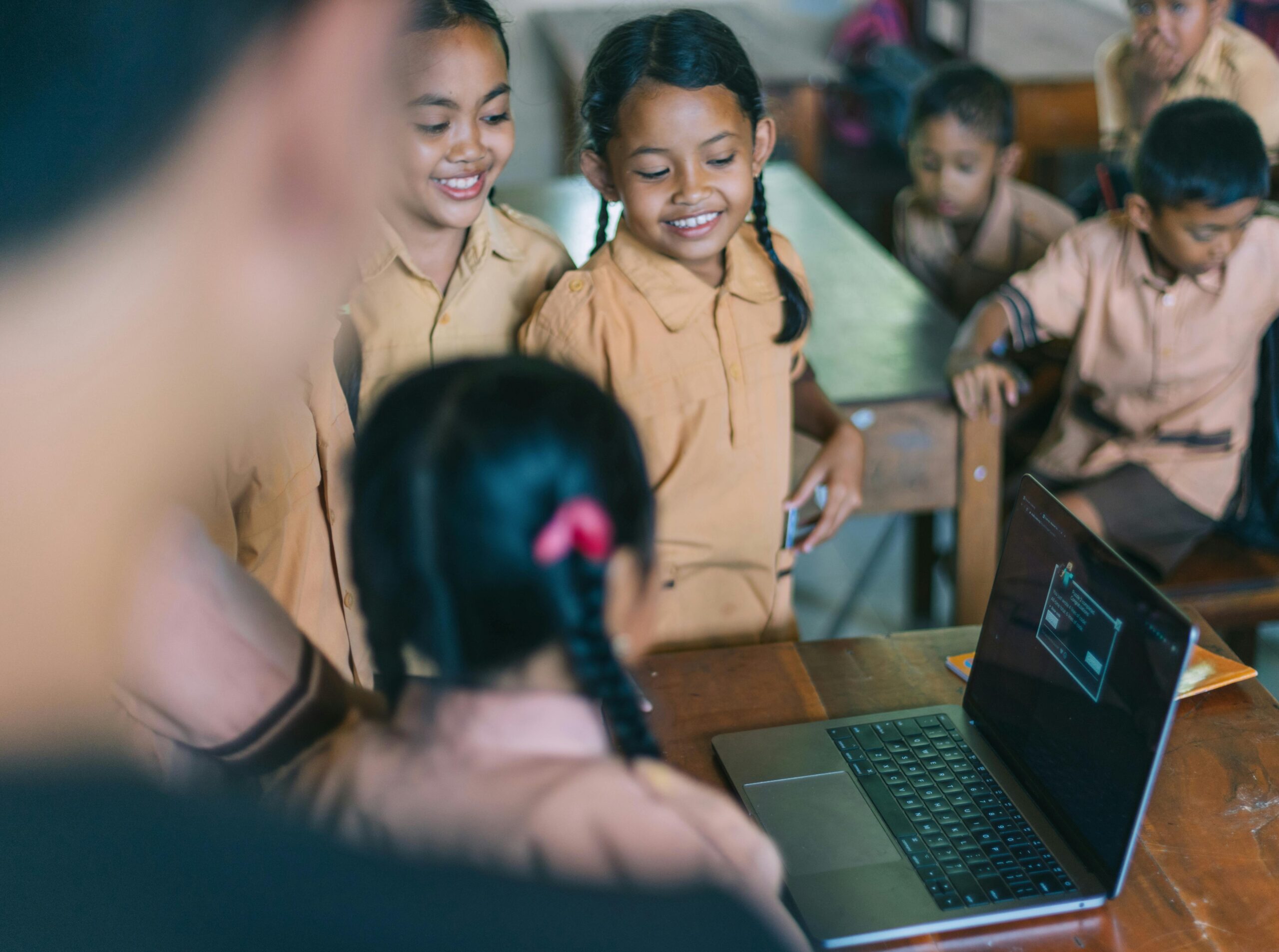 HP, Acer, Lenovo, Asus समेत अन्य ब्रांड्स के लैपटॉप पर पाएं शानदार बचत का मौका, कीमत है बहुत ही कम
