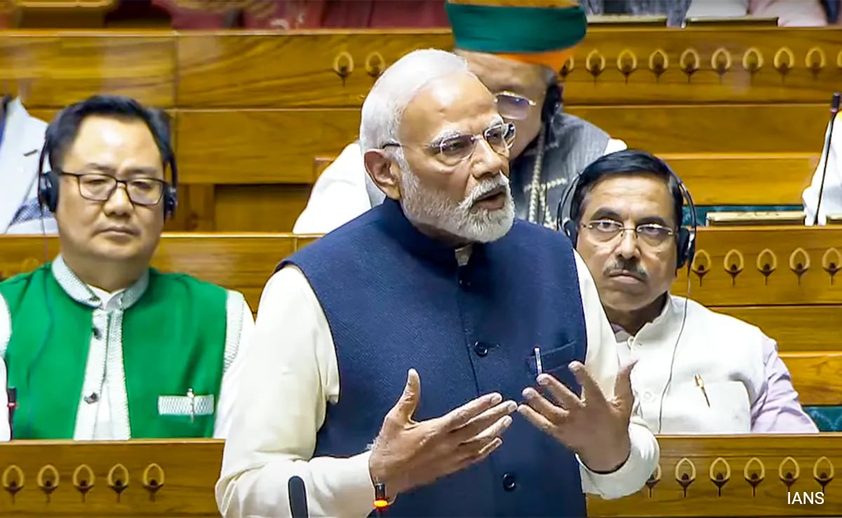 लोकसभा में संविधान पर चर्चा के दौरान PM मोदी का संबोधन, यहां पढ़ें पूरा भाषण