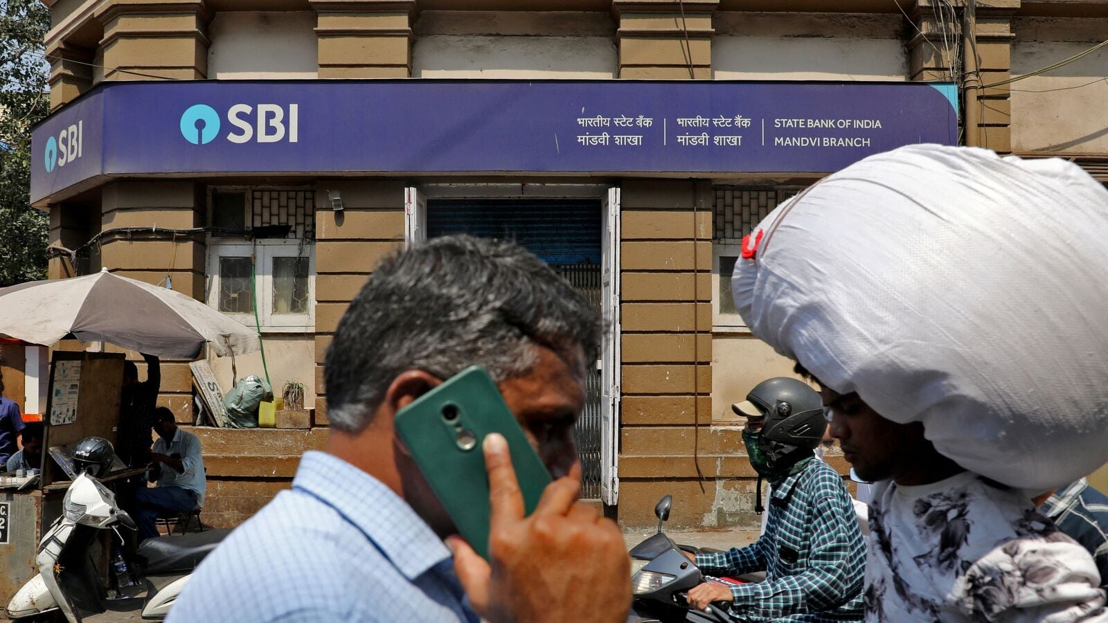 SBI Clerk Admit Card 2025 LIVE: Details to be released shortly on sbi.co.in