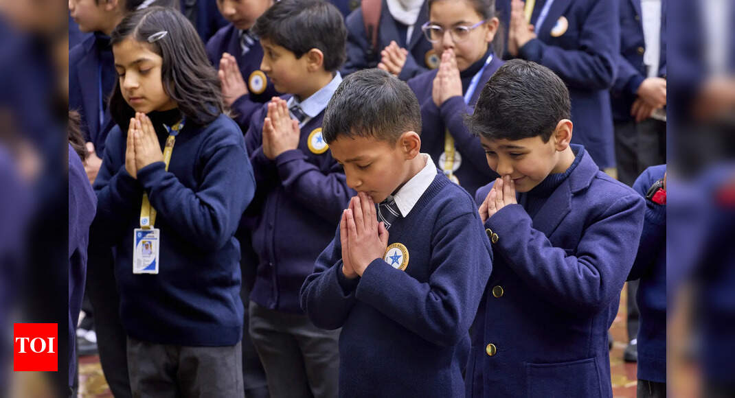 Severe Weather Forces School Closures Across Kashmir Today - The Times of India