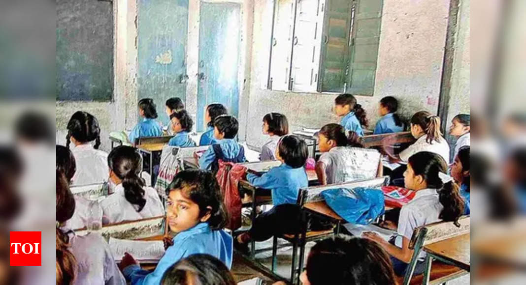 Tamil Nadu school served show-cause notice for forcing parents to sign stamp paper promising child's withdrawal over poor grades - The Times of India