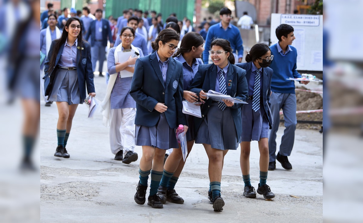 UP Board Result 2025: यूपी बोर्ड ने रिजल्ट से पहले जारी की ये नोटिस, स्टूडेंट्स की काम की खबर